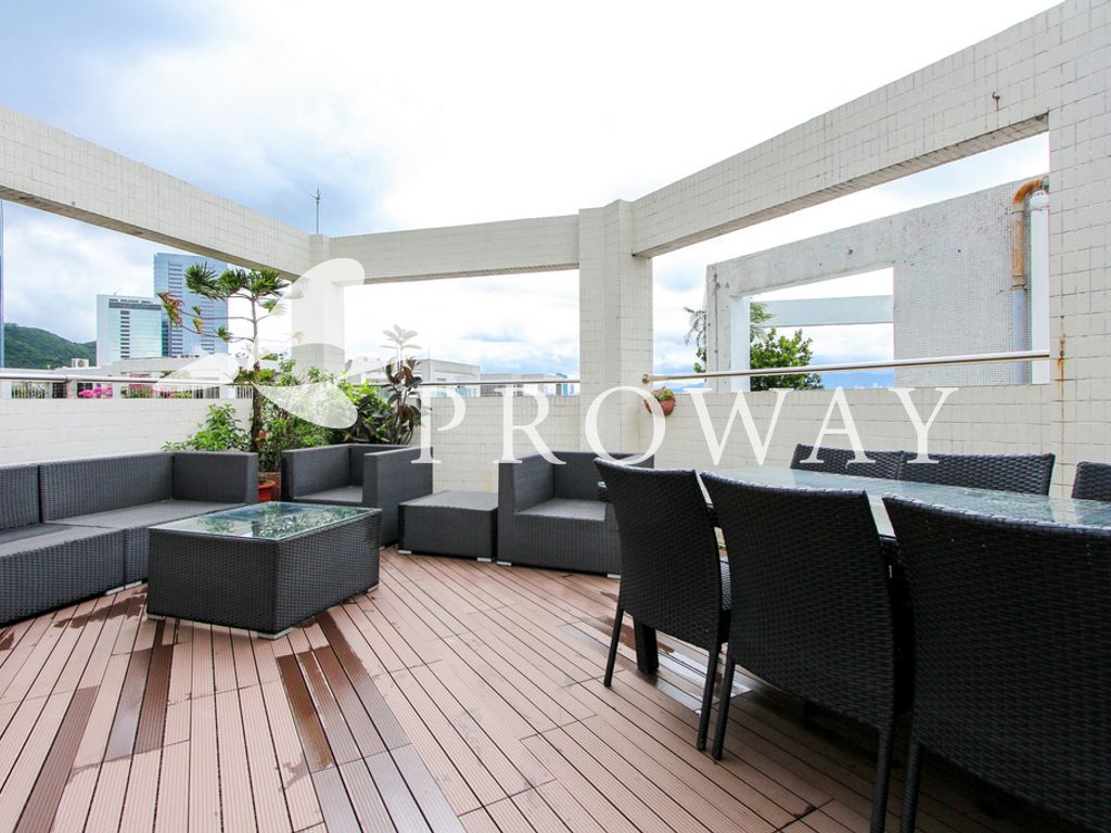 Harbourviewed 3BDR Penthouse with Roof Terrace
